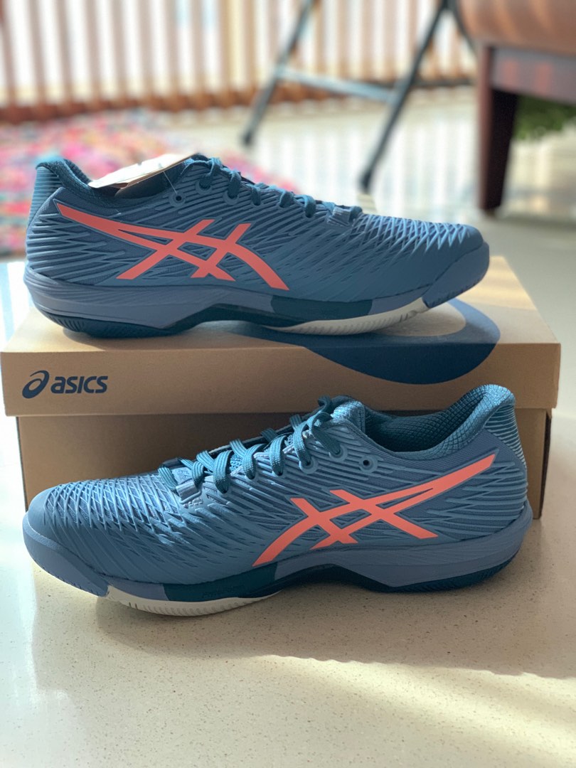 Asics Tennis Shoes Solution Speed FF2, Sports Equipment, Other Sports