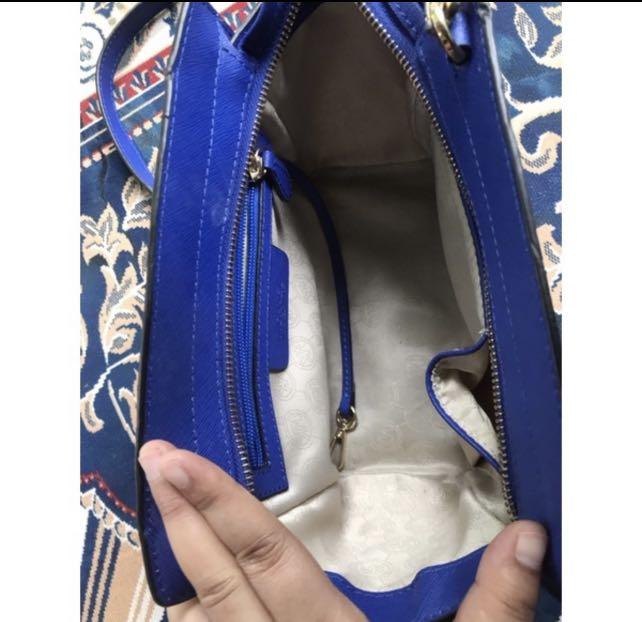 Authentic Michael Kors Royal Blue Handbag, Women's Fashion, Bags & Wallets,  Shoulder Bags on Carousell