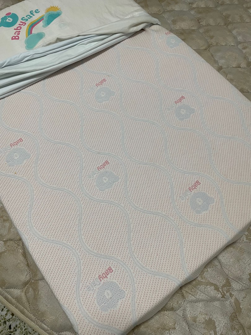 Babysafe mattress protector clearance