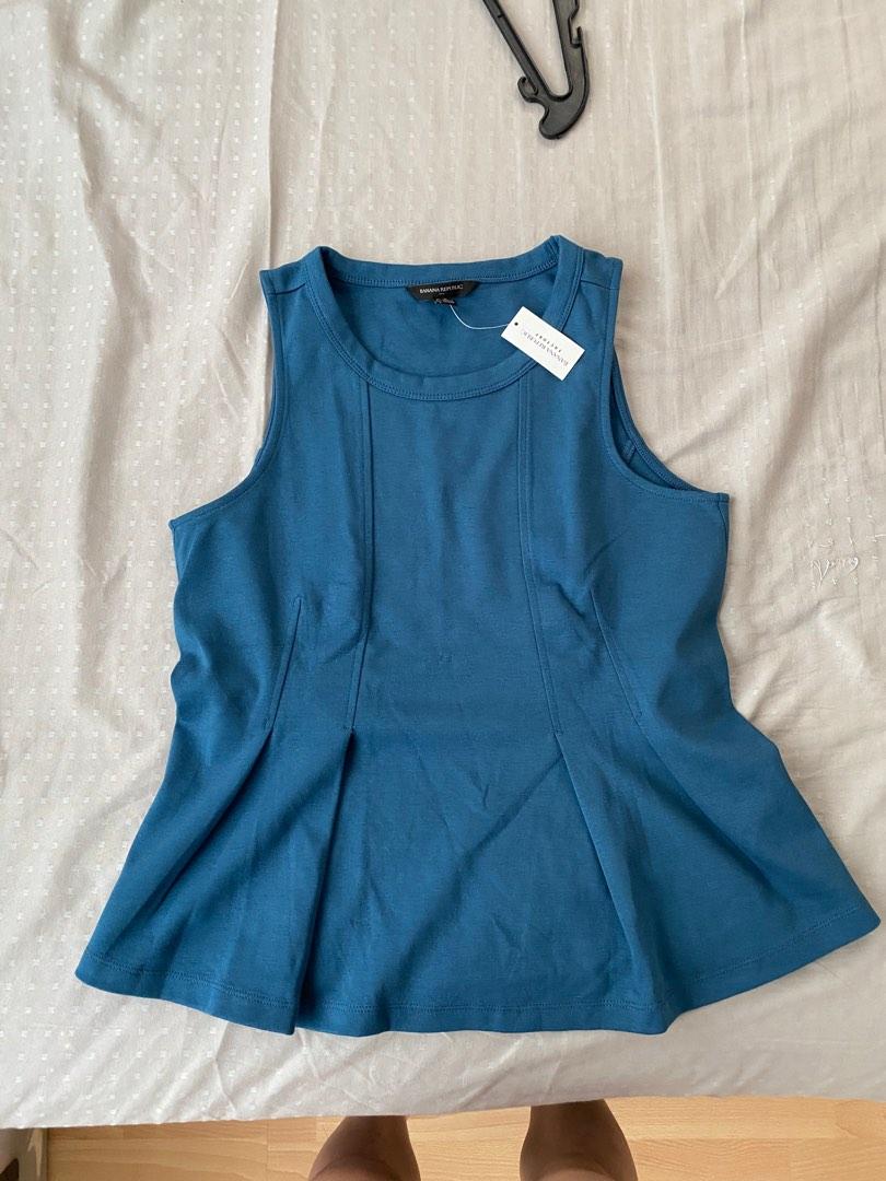 Banana republic peplum top (Category: Sleeveless) located in Pasig City. Submitted by shopc27 (Listing ID 1181611319, Image 1). Description: - size s - good thick fabric - MOP gcash or bpi - can do shopee checkout, gogo express, or grab.