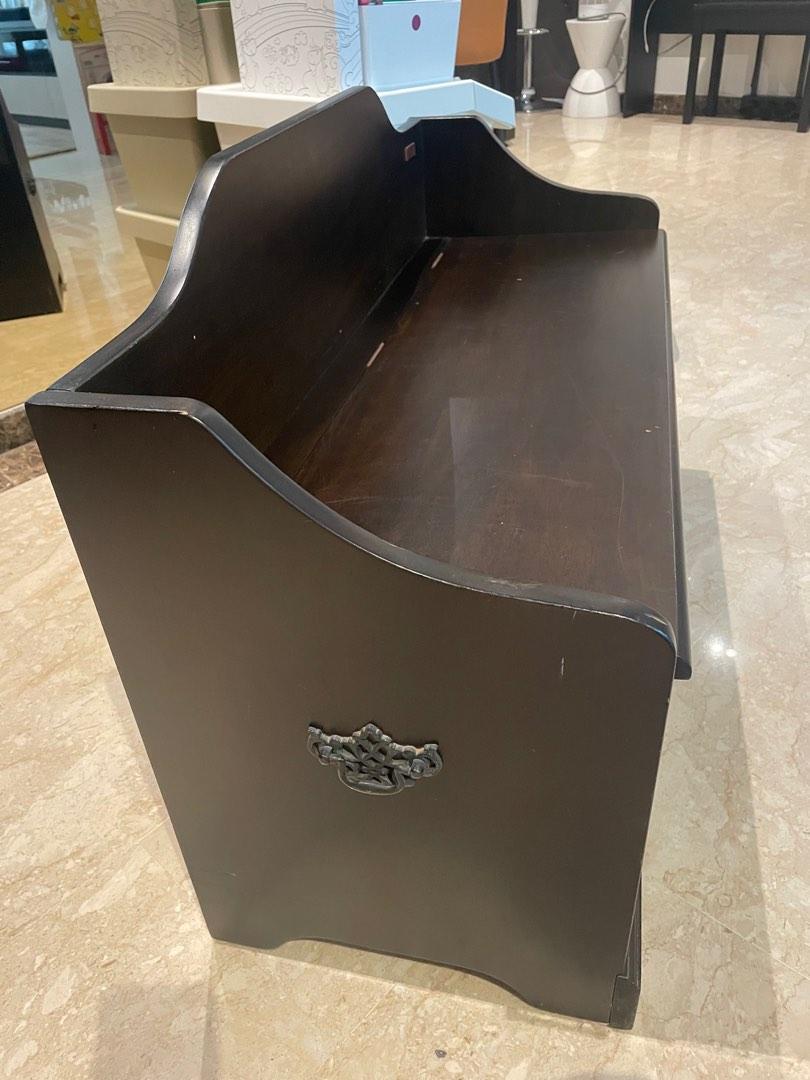 Beautiful Picket & Rail Chest Storage cum Seat, Furniture & Home Living