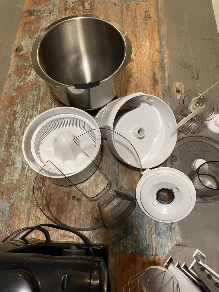 Bosch Mum4 550W Black Mixer Kitchenaid, Furniture & Home Living