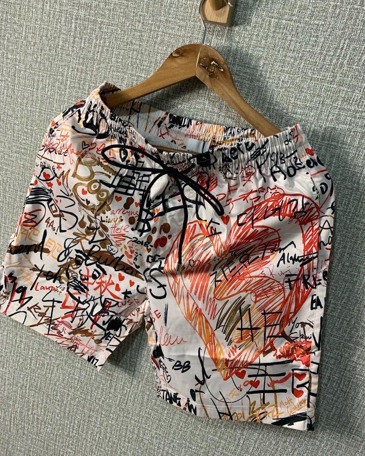 Burberry graffiti 2025 shorts