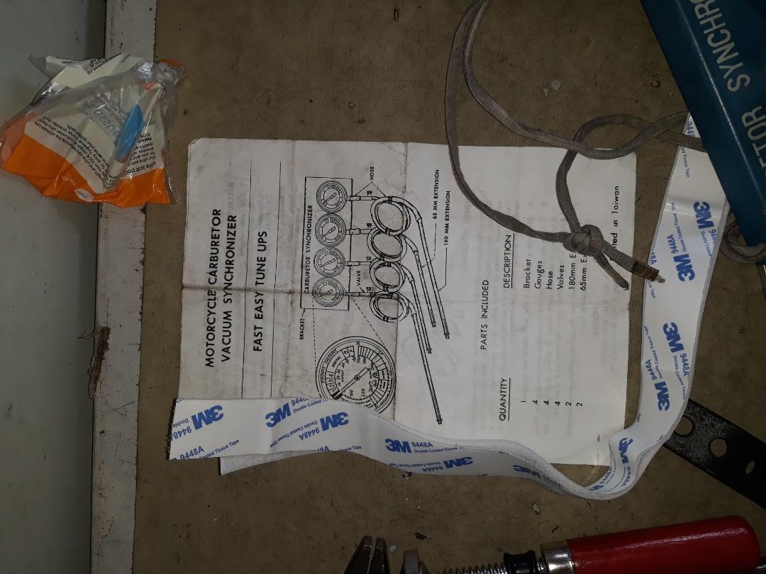 Carburetor and efi throttle bodies synchronizer, Motorcycles