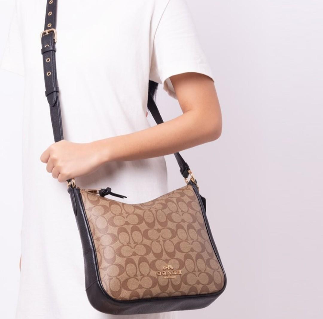 Coach Ellie File Bag In Signature Canvas (C1649), Women's Fashion