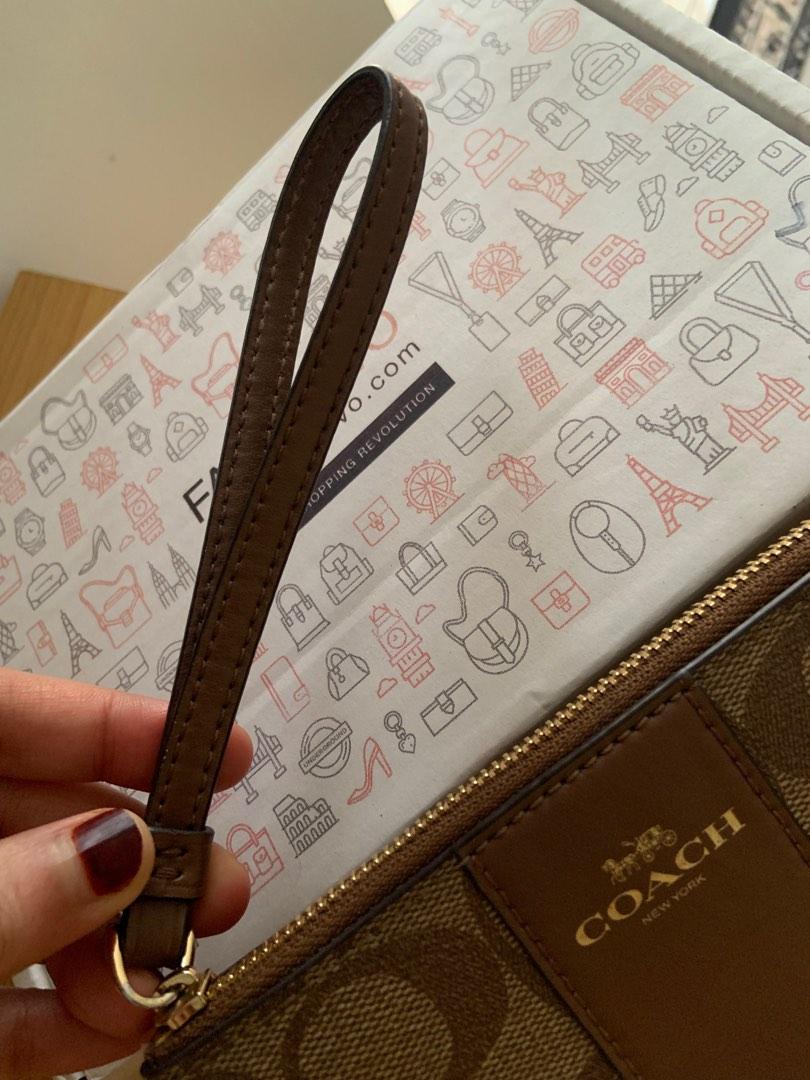 COACH wristlet brown 💯 AUTHENTIC, Women's Fashion, Bags & Wallets, Wallets  & Card holders on Carousell