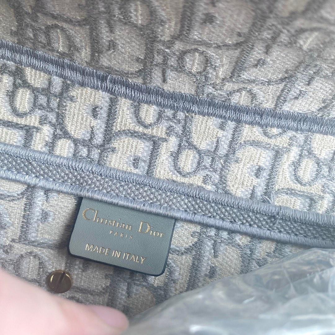 Saddle Bag Gray Dior Oblique embroidery