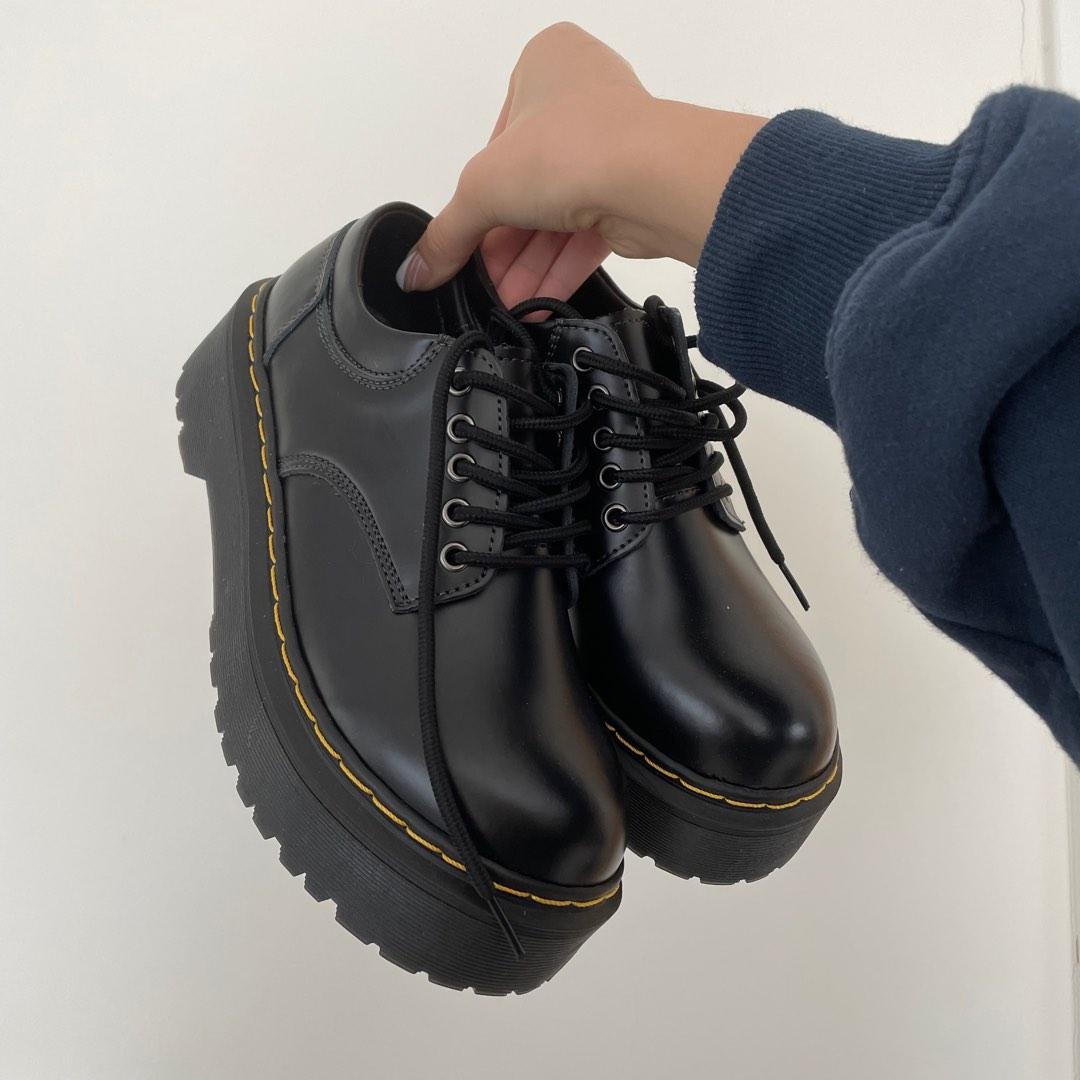 Doc marten 1461 smooth leather platform boots dupe 1461 doc martens Carousell