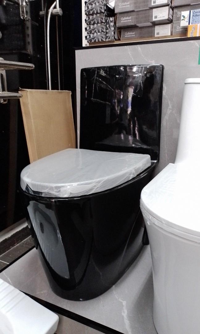 Docasa onepiece toilet bowl, Furniture & Home Living, Bathroom