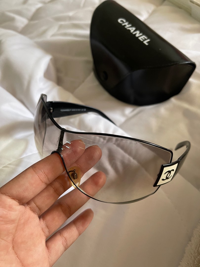Vintage chanel discount sunglasses 2000s
