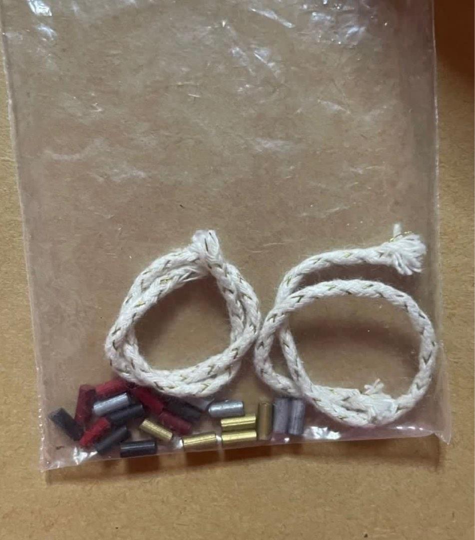 Flints and wicks for zippo insert or any look alike lighters, Hobbies