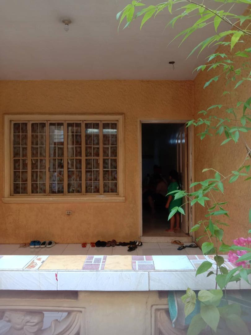 Foreclosed 2 Storey House & Lot for SALE in North Fairview Park Subd QC