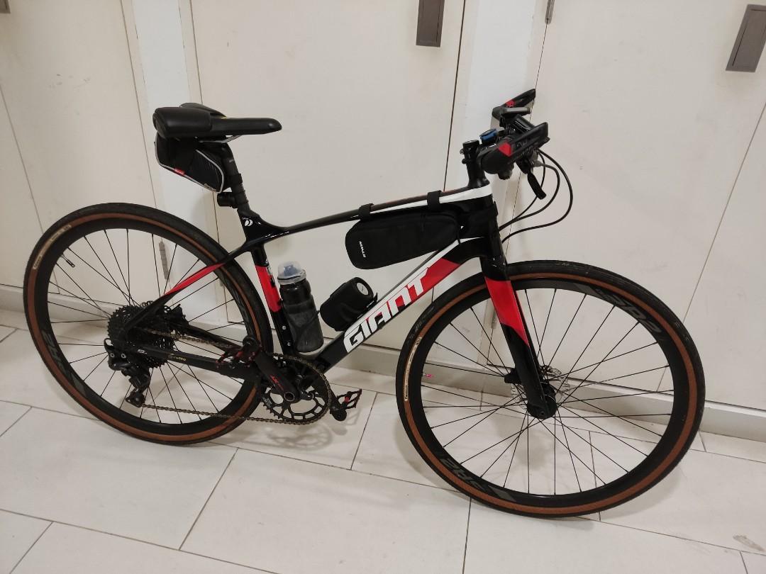 Giant fastroad advanced 2 fast road carbon road gravel hybrid