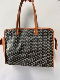 Goyard Cute Transparent Beach GM Tote Pink, Luxury, Bags & Wallets on  Carousell