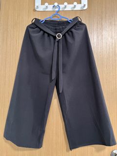 (Category: ) located in . Submitted by chikobellpreloved (Listing ID 1181613563, Image 1). Description: .