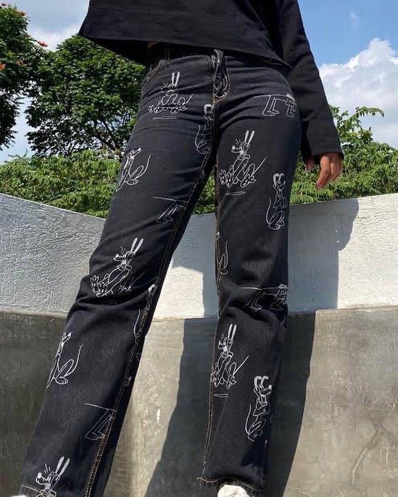 H&m disney jeans shop