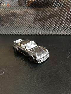 Hot wheels porsche 934 turbo rsr