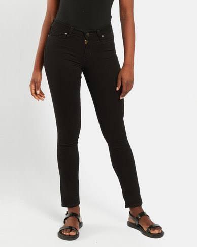 levi's 712 slim fit jeans, Women's Fashion, Bottoms, Jeans on Carousell