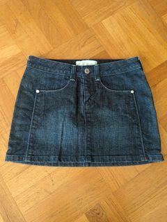 Levis denim mini skirt