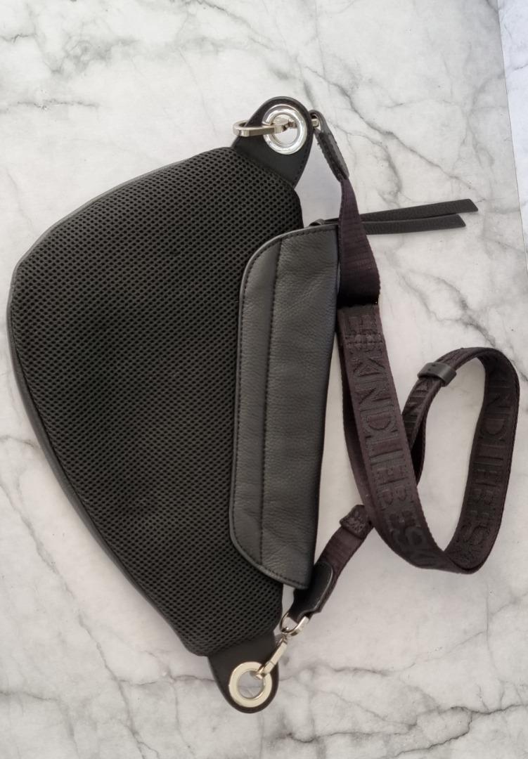 Liebeskind Original Berlin Oval Cross body Black