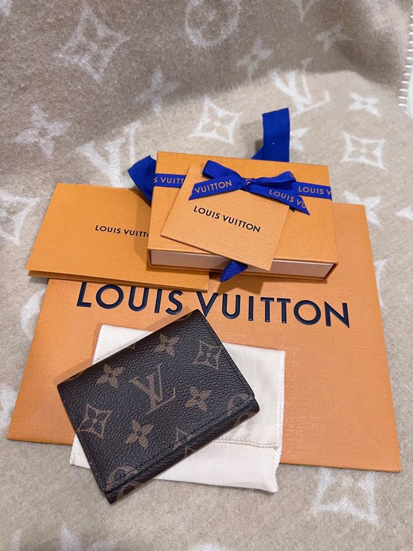 Louis Vuitton Enveloppe Carte de visite Cloth ref.769522 - Joli Closet