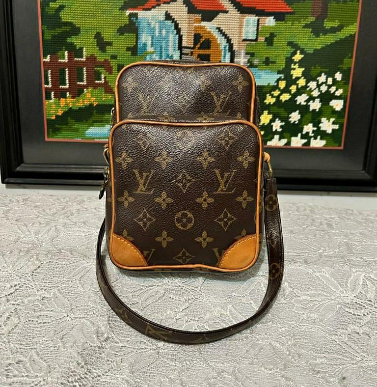 Louis Vuitton Monogram  Crossbody Bag 1014lv28 For Sale at