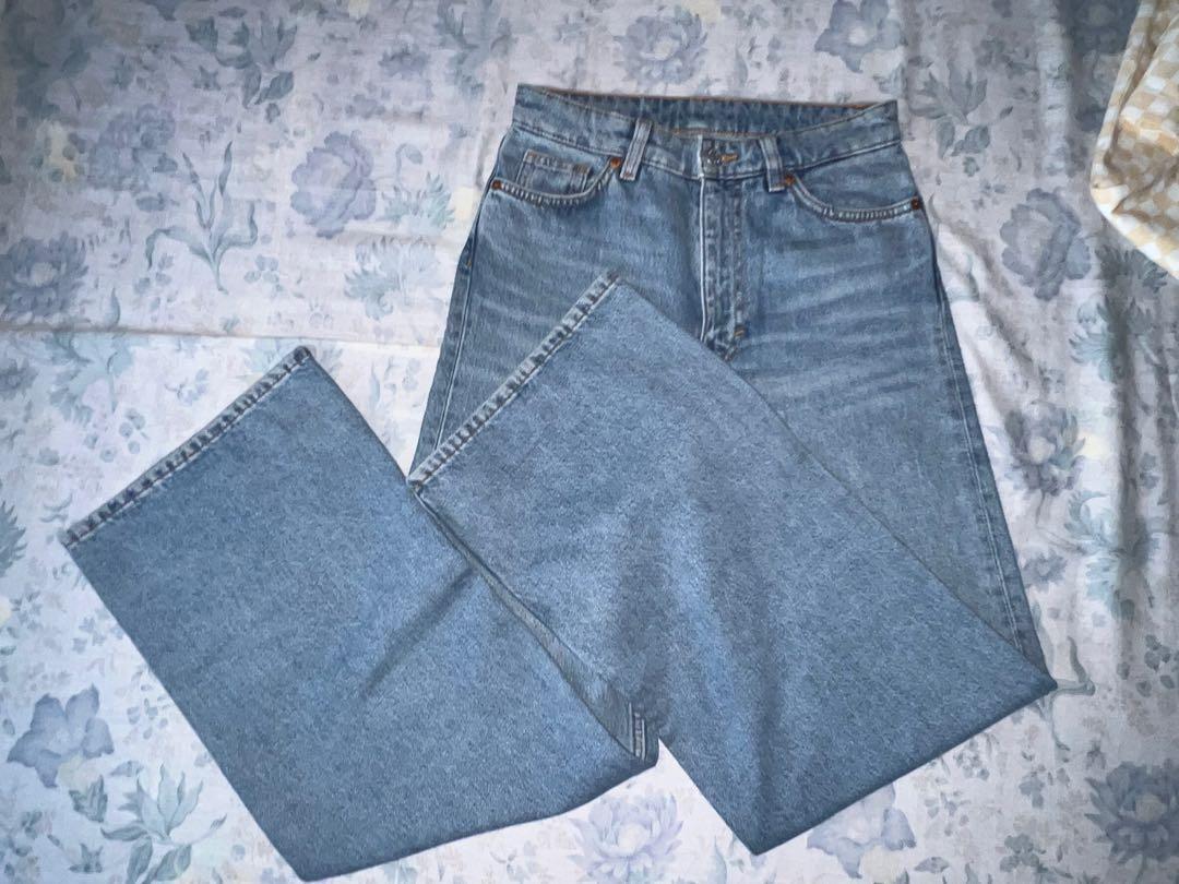Monki Yoko Jeans (Category: Jeans) located in Pasig City. Submitted by bbcage (Listing ID 1181538979, Image 2). Description: Size 25 Worn 2-3 times only PM me for more detIails/photos.