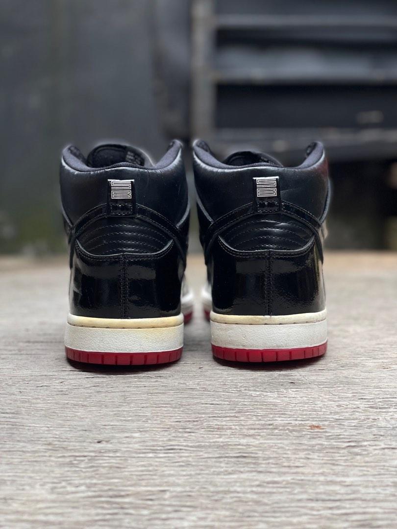 Nike sb zoom dunk high tr qs bred hotsell