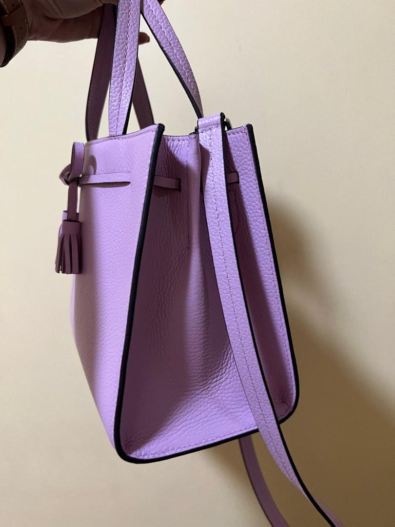 Original Hayes Kate Spade Small Satchel (Category: Luxury Bags & Wallets) located in Manila. Submitted by camsiiocampo (Listing ID 1181678221, Image 3). Description: Original KS Hayes Small Satchel Pebbled leather Serendipity pink Used for a month only Good as new Unnoticeable flaw With bag feet Bought in US outlet FRS: di na nagagamit.