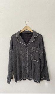 oversize knit shirt