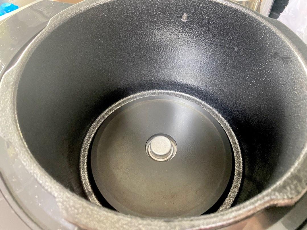 Philips pressure cooker, Furniture & Home Living, Kitchenware & Tableware, Cookware