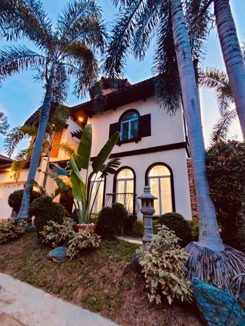 Portofino heights alabang, Property, For Sale, House & Lot on Carousell