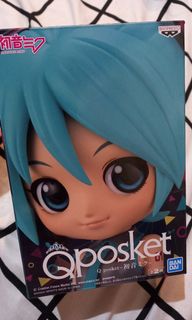 (Category: ) located in . Submitted by queenofbrands (Listing ID 1181699394, Image 1). Description: .