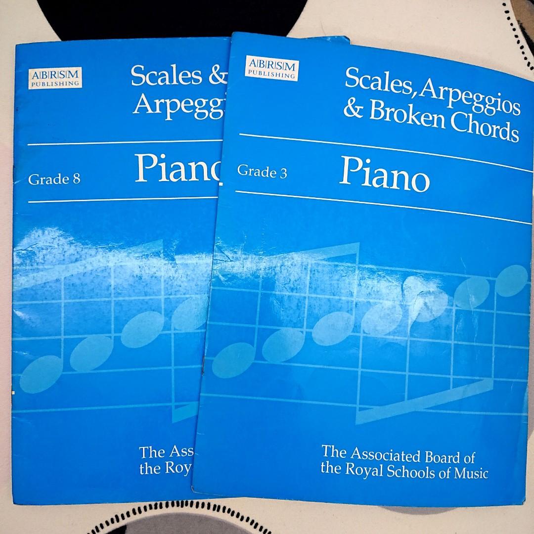 Scales, Arpeggios & Broken Chords grade 3 grade 8 3級 8級 琴書 考試書, 興趣及遊戲