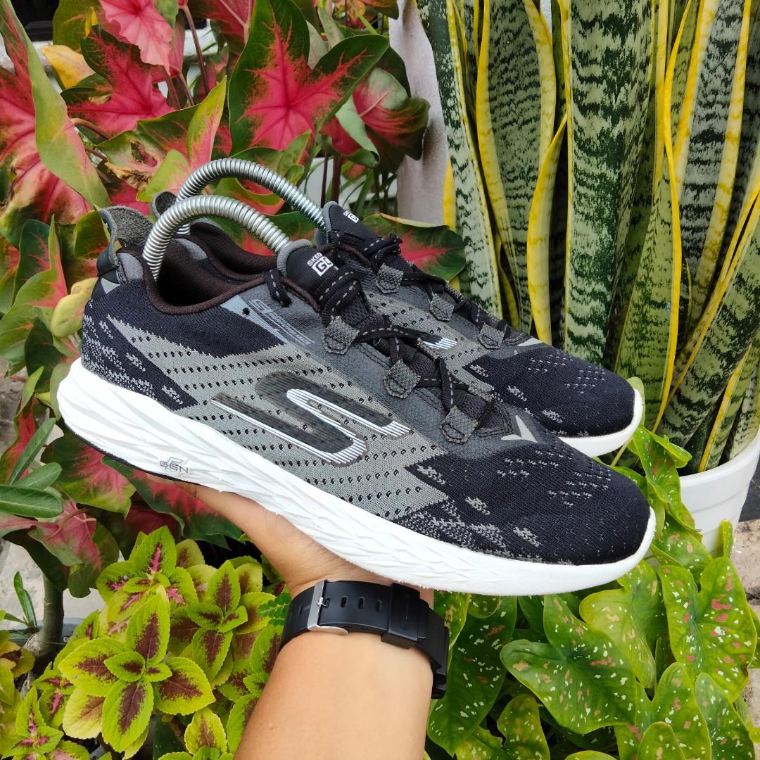 Skechers go run size 5 discount
