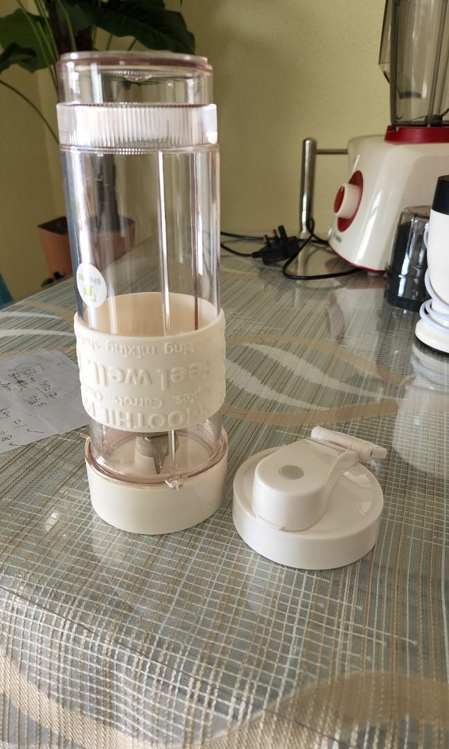 Smoothie cup blender and double blade grinder attachment, TV & Home