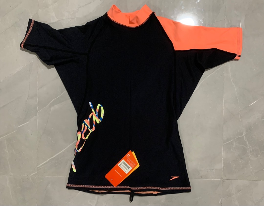 Speedo Rash Guard, Women's Fashion, Swimwear, Rash guard on Carousell