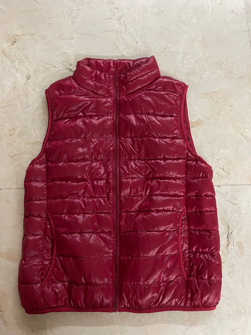 Uniqlo Puffer Vest, Women's Fashion, Coats, Jackets and Outerwear on