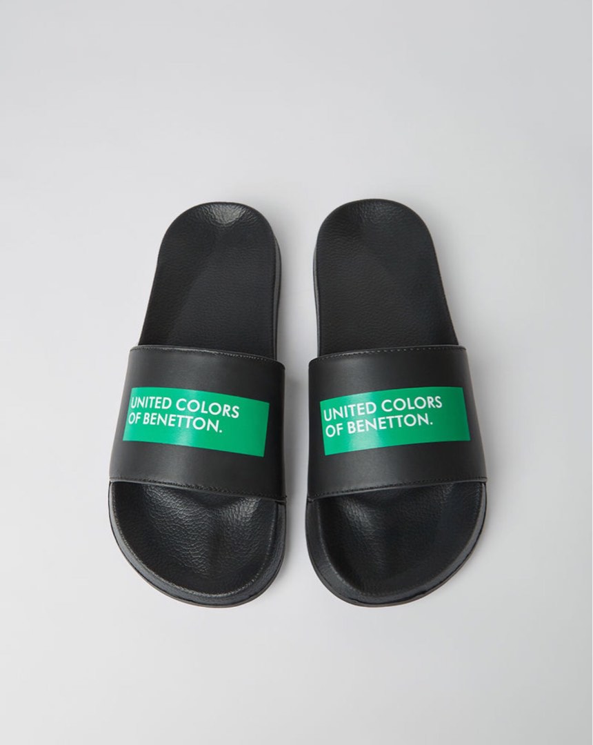 benetton slides black