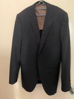 (Category: ) located in . Submitted by thrifterpreloved (Listing ID 1181535060, Image 1). Description: .