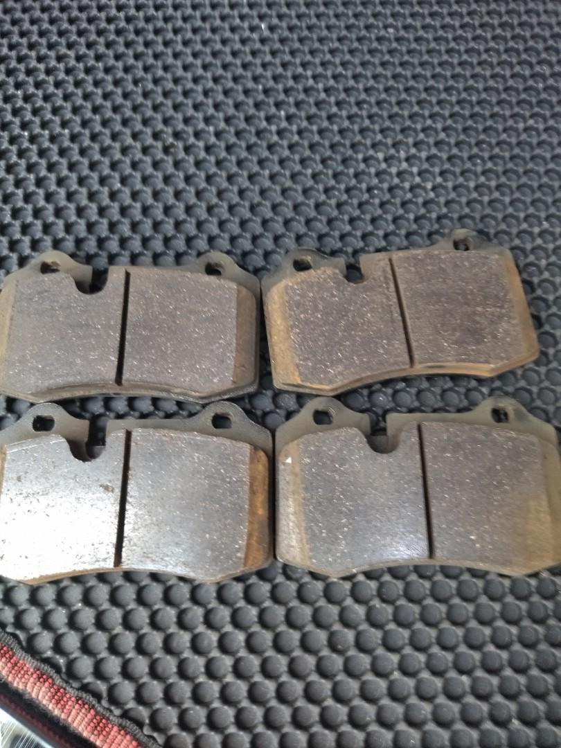 Used Brembo Brake pads (F40), Car Accessories, Tyres & Rims on Carousell