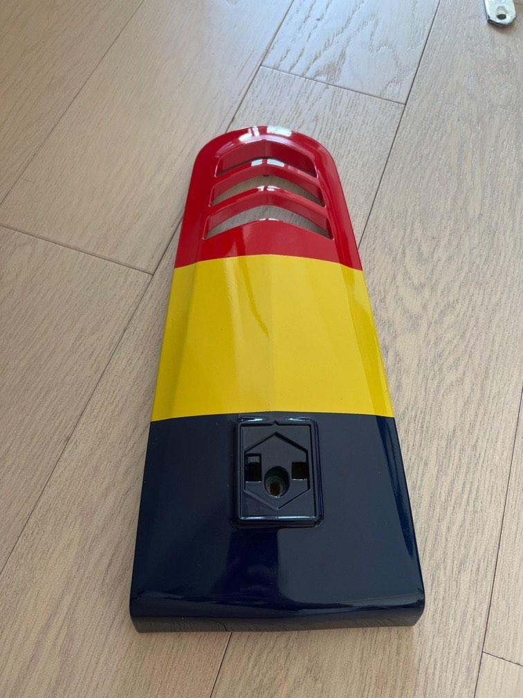 Vespa GTS 300 horn cover, 汽車配件, 其他 Carousell