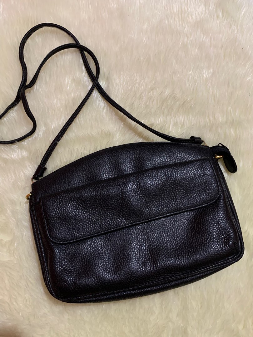 Vintage Genuine Leather Sling bag, Women's Fashion, Bags & Wallets ...