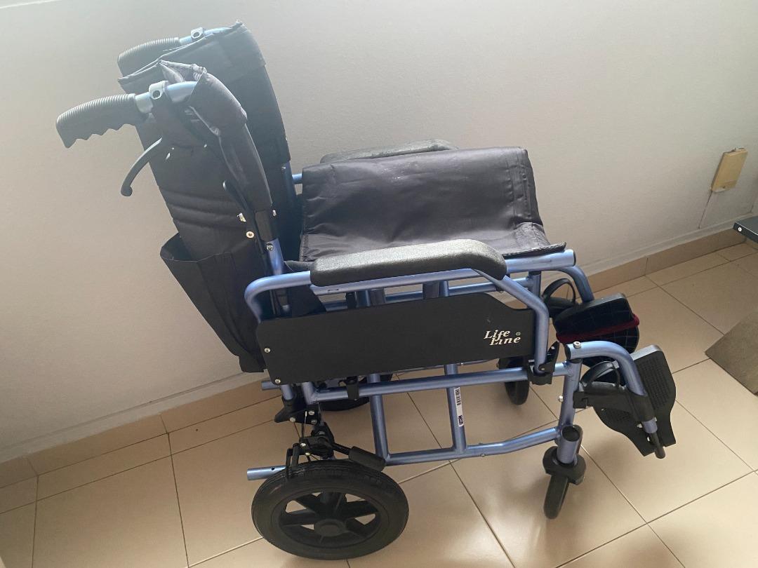 Wheelchair and walking aid, Health & Nutrition, Assistive