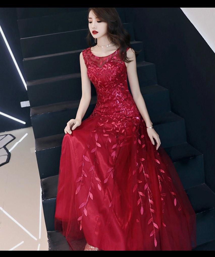 Women s Bridesmaid Dress Lace Sleeveless Slim Long Party Gown Night Party Dress for Women Korean Style Long Dress Wedding Gown