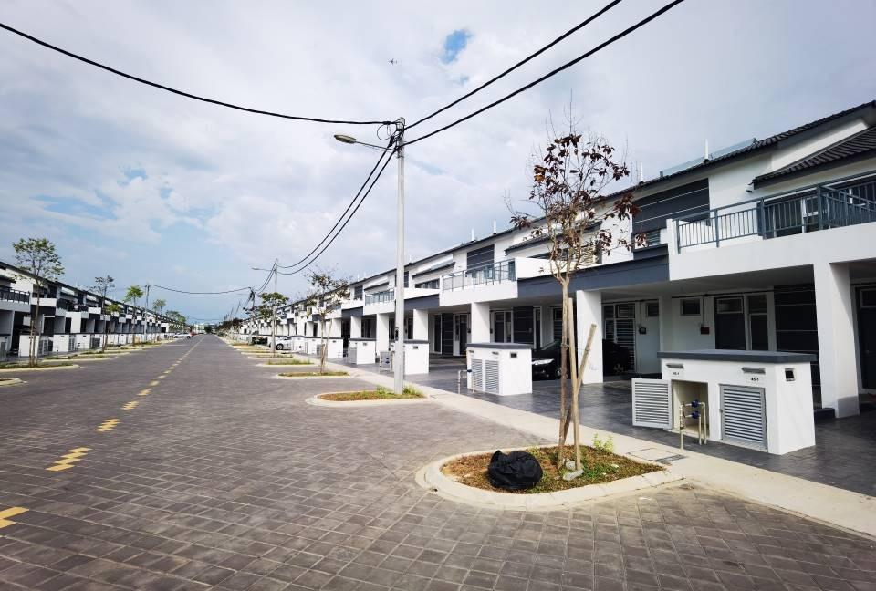 [WTS] KITA BAYU Townhouse Lower Unit Cybersouth, Dengkil, Property, For ...