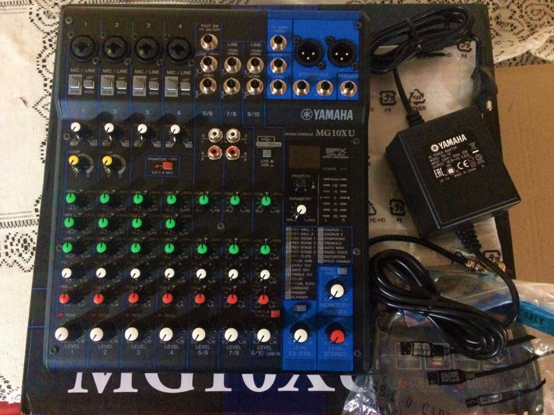 Yamaha MG10XU 10channel Mixer with USB and FX, Audio, Other Audio