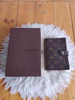 Final MARKDOWN!!!!100% Authentic Loui Vuitton PM Agenda with free fillers