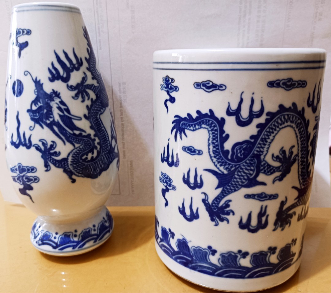 乾隆年製青花龍紋陶瓷花瓶及筆筒仿品, 興趣及遊戲, 收藏品及紀念品 