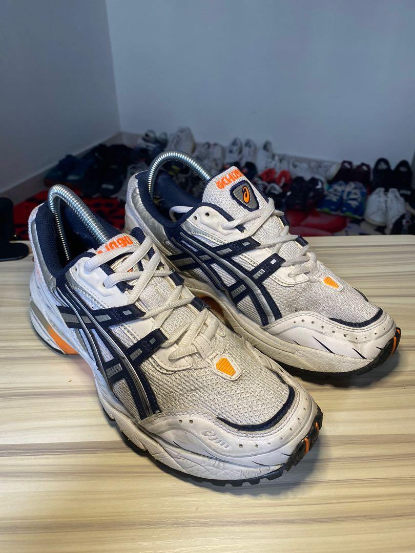 Asics running shoes size 6.5 clearance